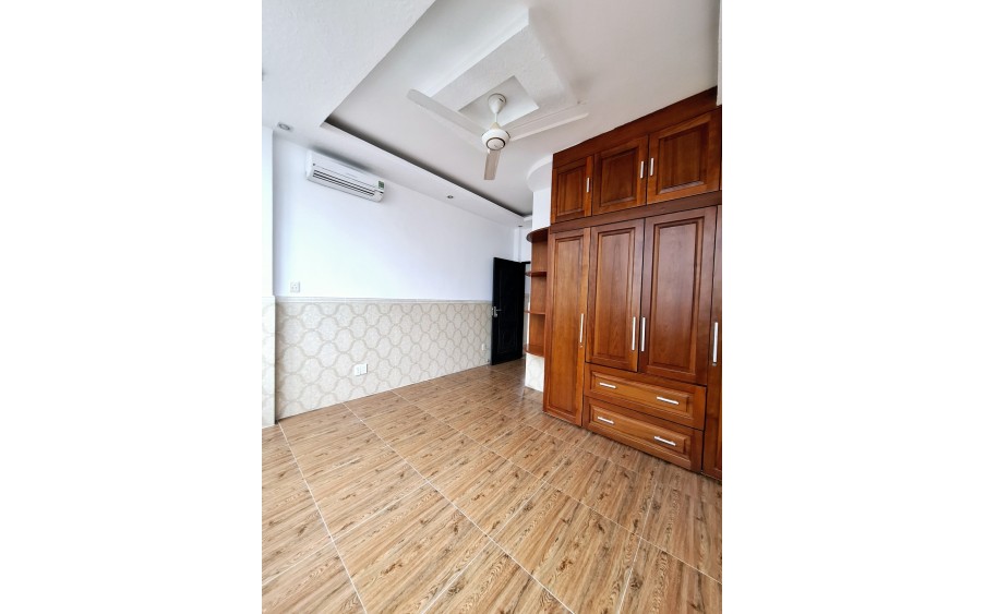 Bán Nhà Hẻm Trần Văn Quang – Âu Cơ Tân Bình – Ô Tô Thang Máy – 52m2 , 4 Tầng Chỉ Nhỉnh 7 Tỷ.